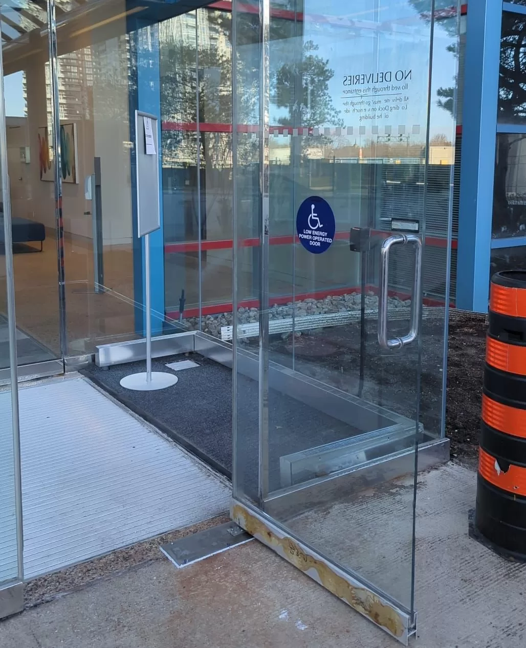 A commercial door that won’t close can disrupt business