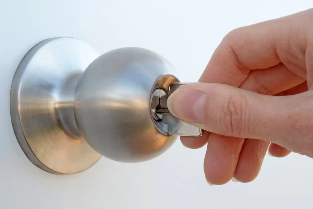 8 Ways to Open a Locked Door